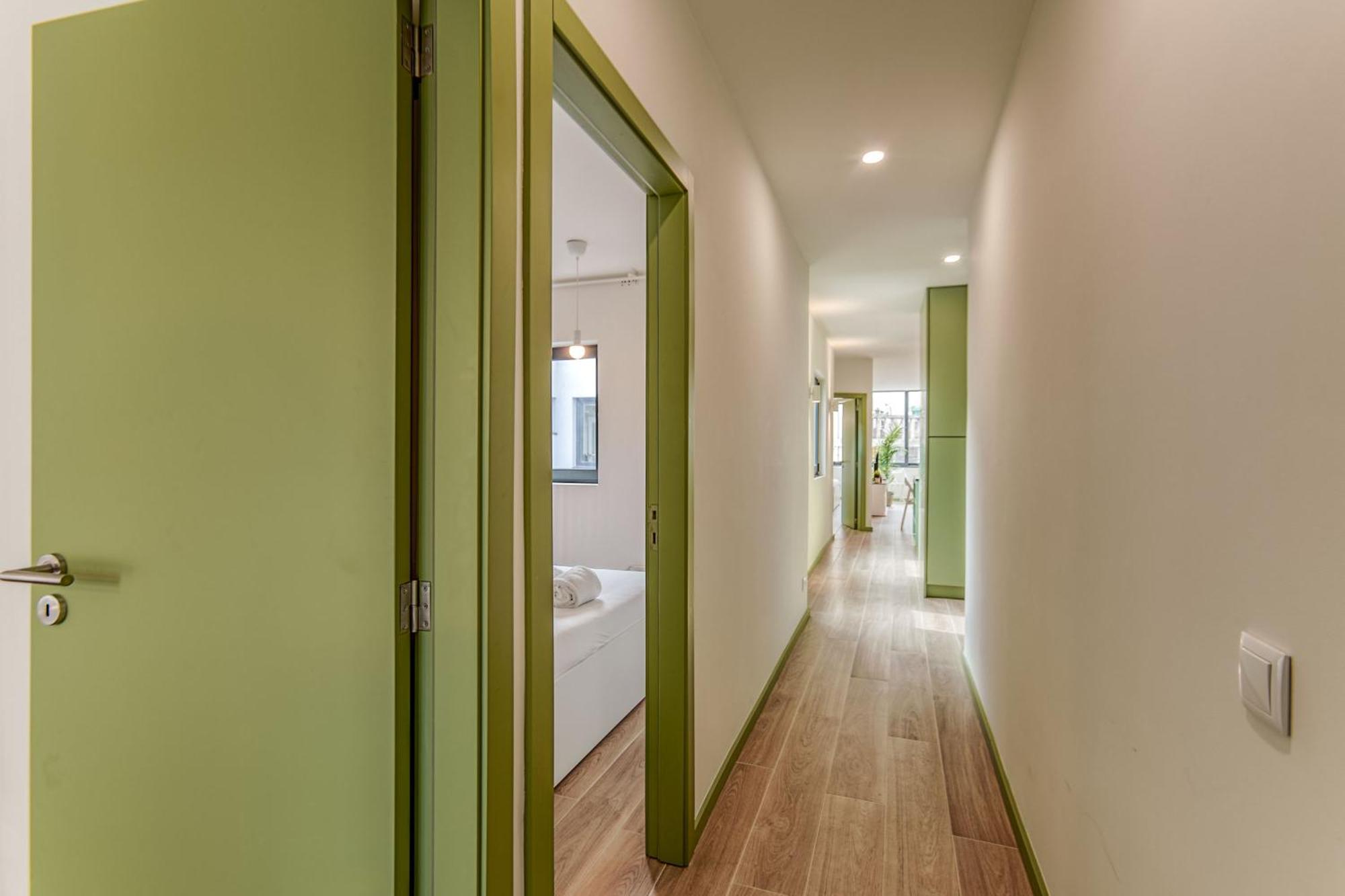 Travel And Live Apartments Porto Quarto foto