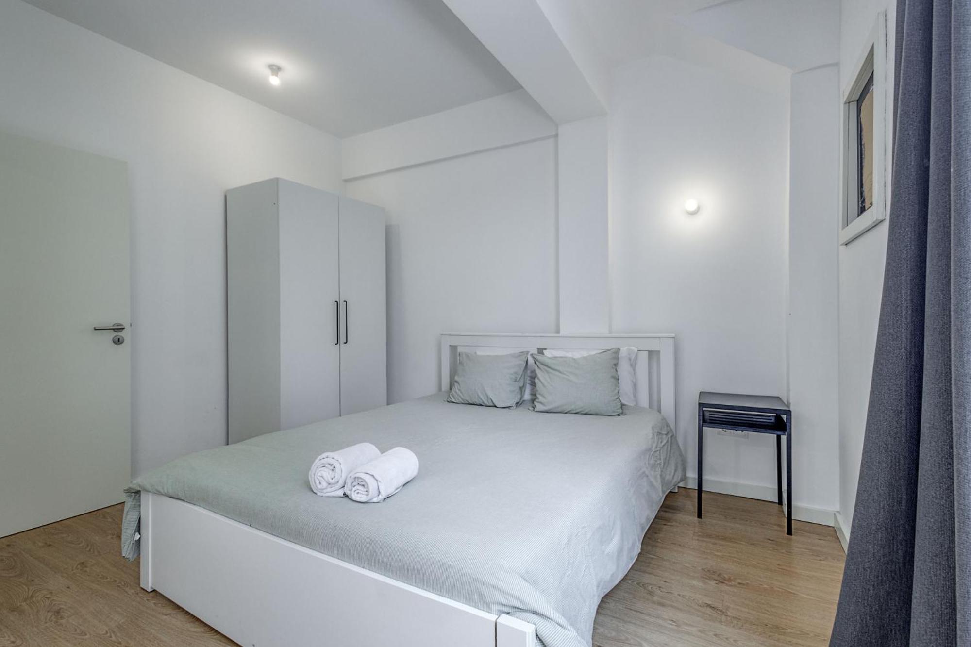 Travel And Live Apartments Porto Quarto foto